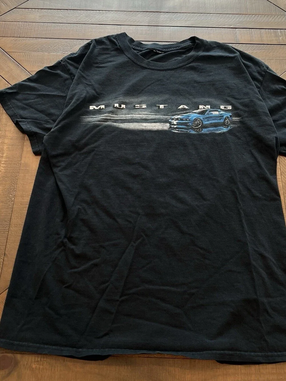 Vtg 2005 Ford Mustang GT Shirt Mens Medium Black Muscle Car Horses Blue Back Hit